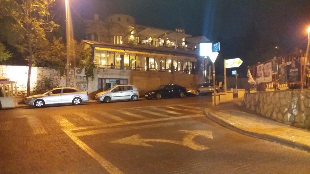 Rosary Sister Guest House Ein Karem Baitulmaqdis Luaran gambar