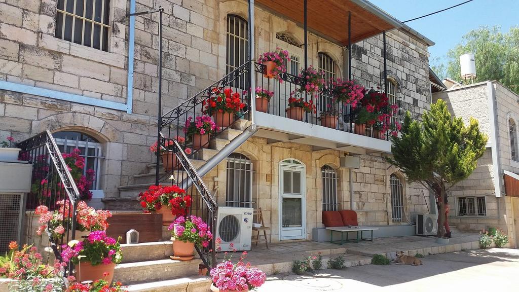 Rosary Sister Guest House Ein Karem Baitulmaqdis Luaran gambar